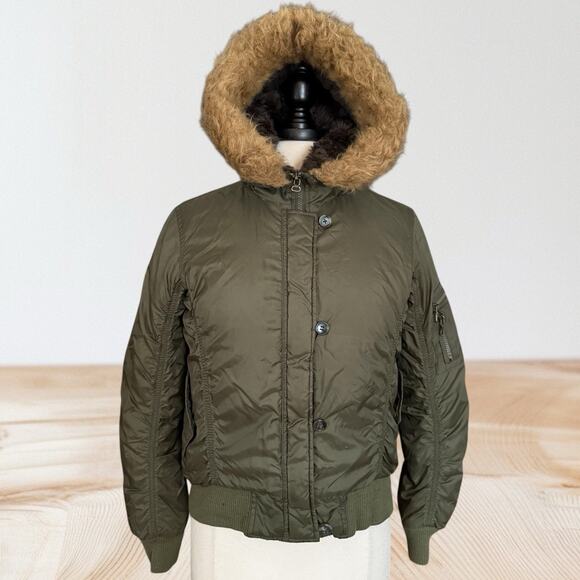 Steve Madden Down Bomber Jacket Sz S Womens Faux Fur Trimmed Hood Army Green FUN - Picture 2 of 10